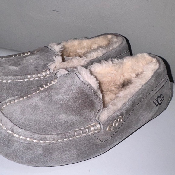 UGG Ansley Slipper Women Size 7 Grey Excellent Suede Wool Lined Moccasin 1106878 - Picture 3 of 9
